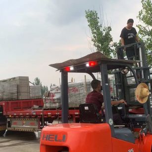 松原 黄金麻冰裂纹，地铺石装车