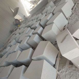 松原 白麻花岗岩异形坐凳