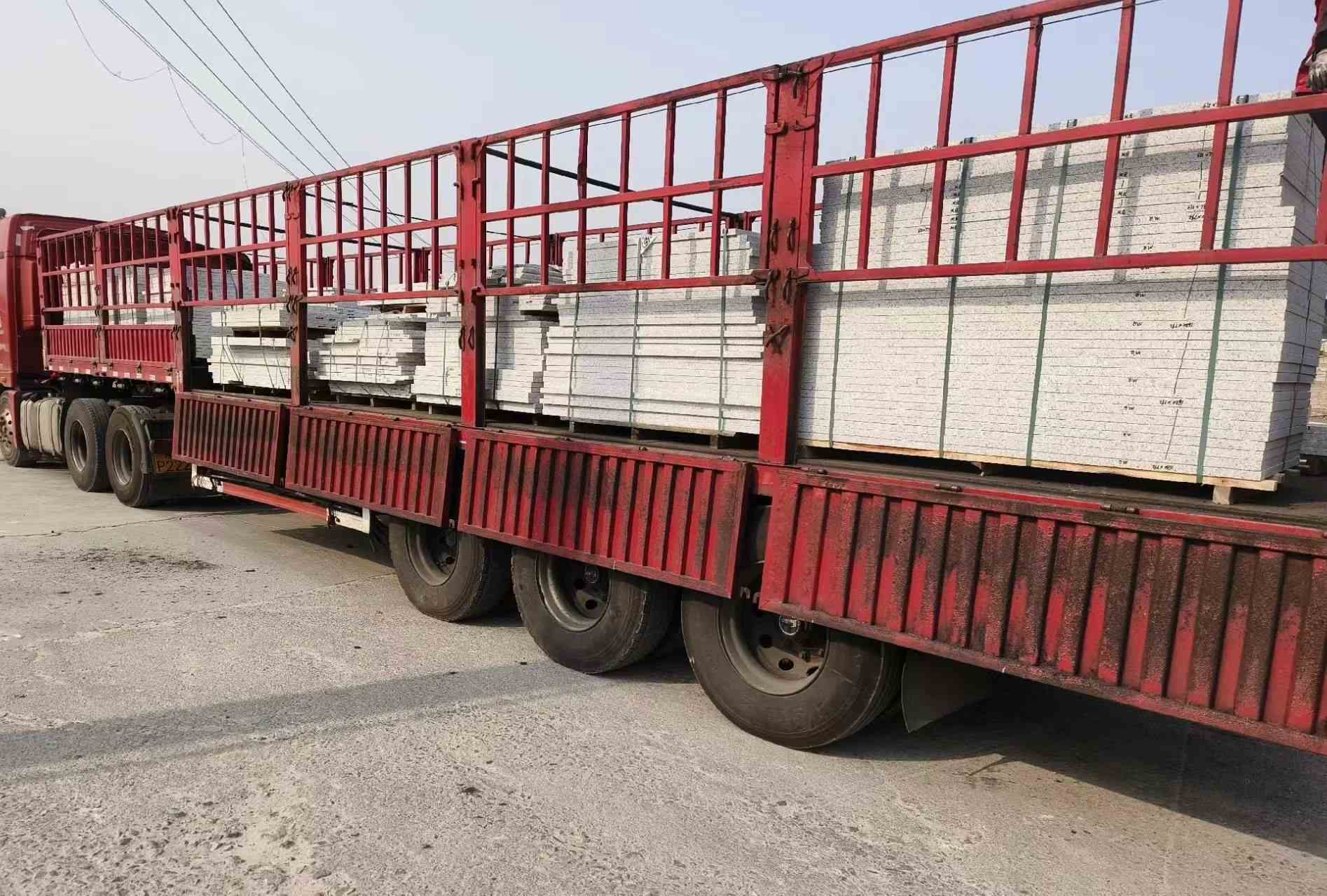 松原 白麻荔枝面外墙干挂，工厂装车日常