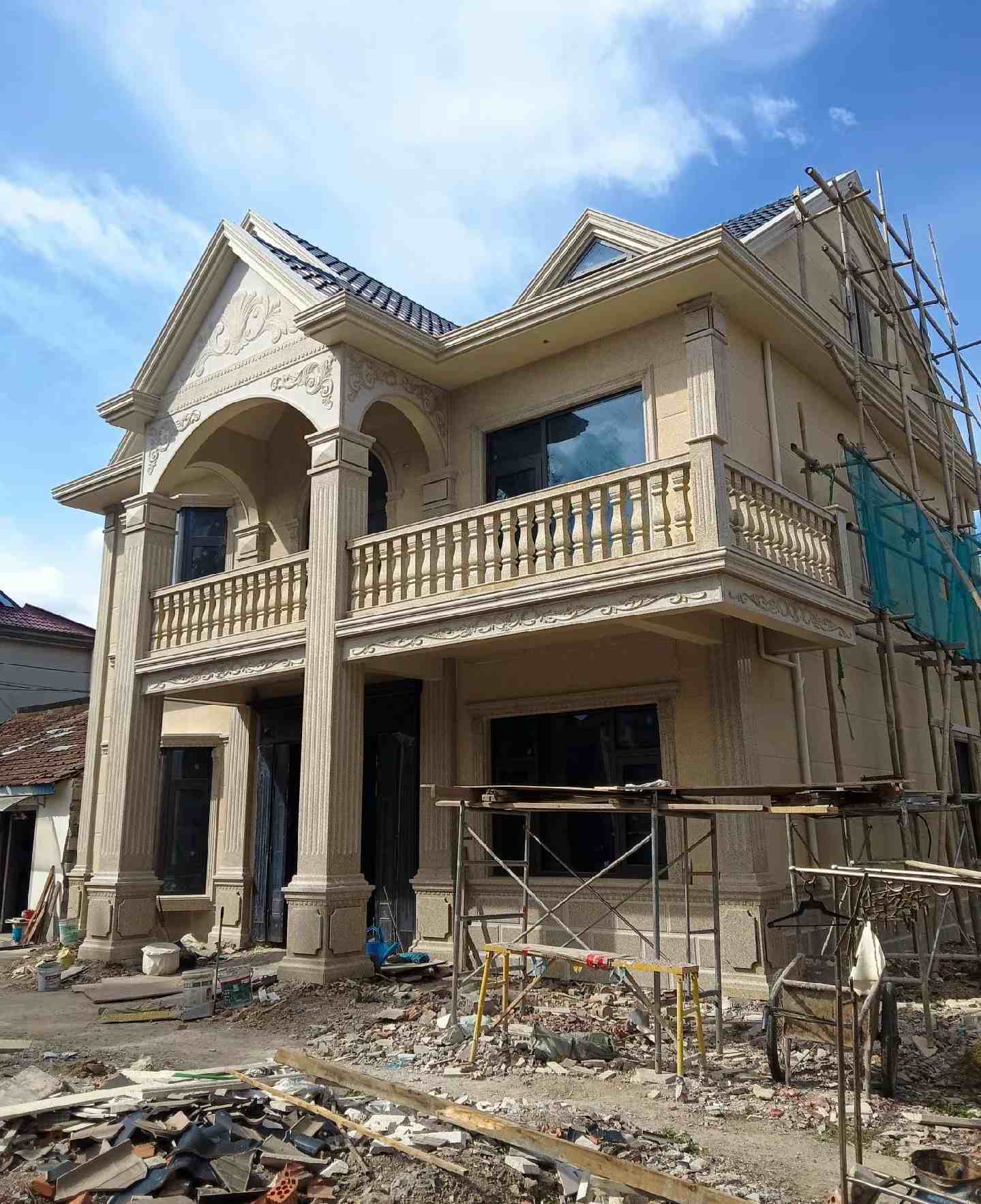 松原 黄金麻花岗岩石材私人别墅雕花门楼柱阳台栏杆