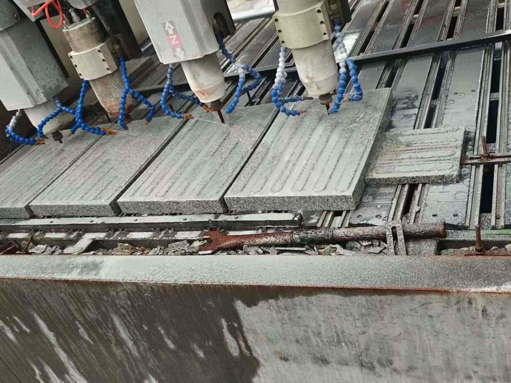 松原 芝麻白花岗岩荔枝面盲道雕刻