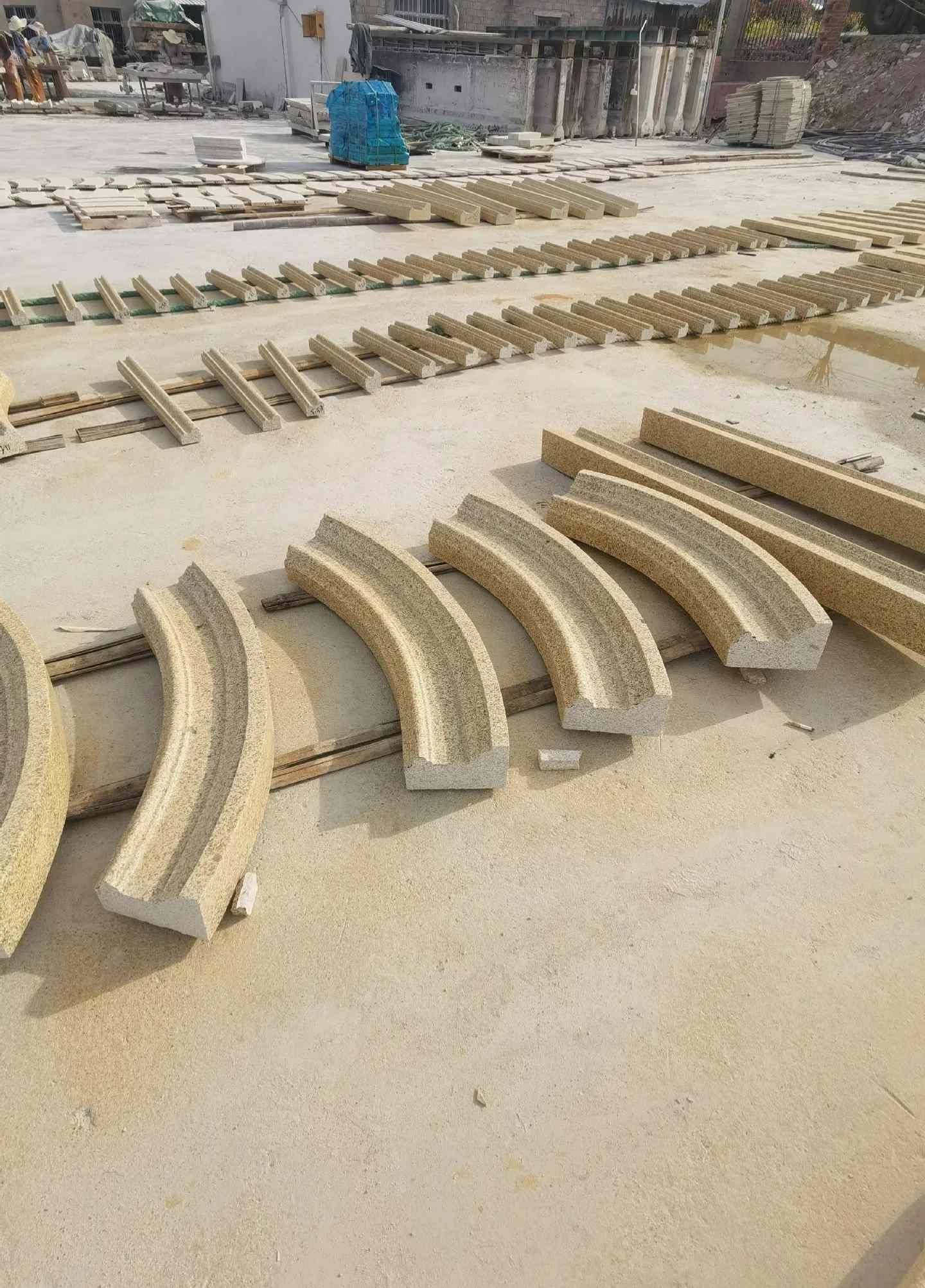 松原 黄金麻花岗岩别墅线条